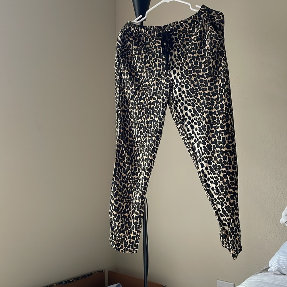Mango MGN Basic Animal Print Pants | Size S | Side Pockets | Side Black Line